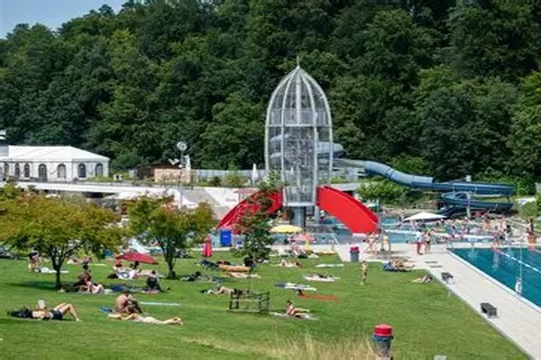 Zürcher Freibäder starten mit verlängerten Öffnungszeiten
